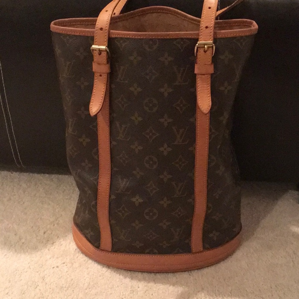 Monogram Bucket GM